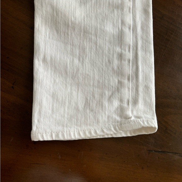 J Crew White Slim Broken In Boyfriend Jeans Size 27 Nearly New - Picture 3 of 6